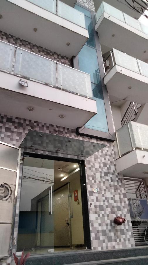 S.R. Residency Hotel Zirakpur Ngoại thất bức ảnh