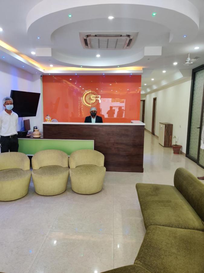 S.R. Residency Hotel Zirakpur Ngoại thất bức ảnh